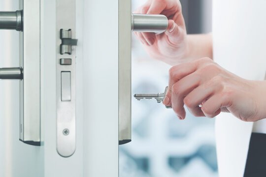 Checklist para Puertas, Ventanas y Cerraduras